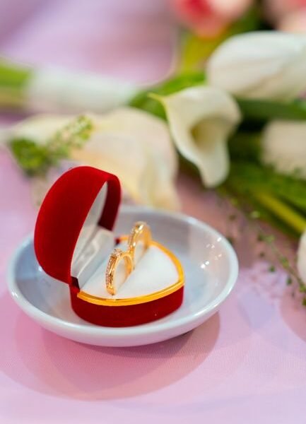 Lumière Signet Ring